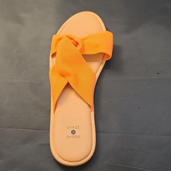 BRAND NEW SHADE& SHORE CRISSCROSS SLIDE SANDAL. G1 - Picture 3 of 14